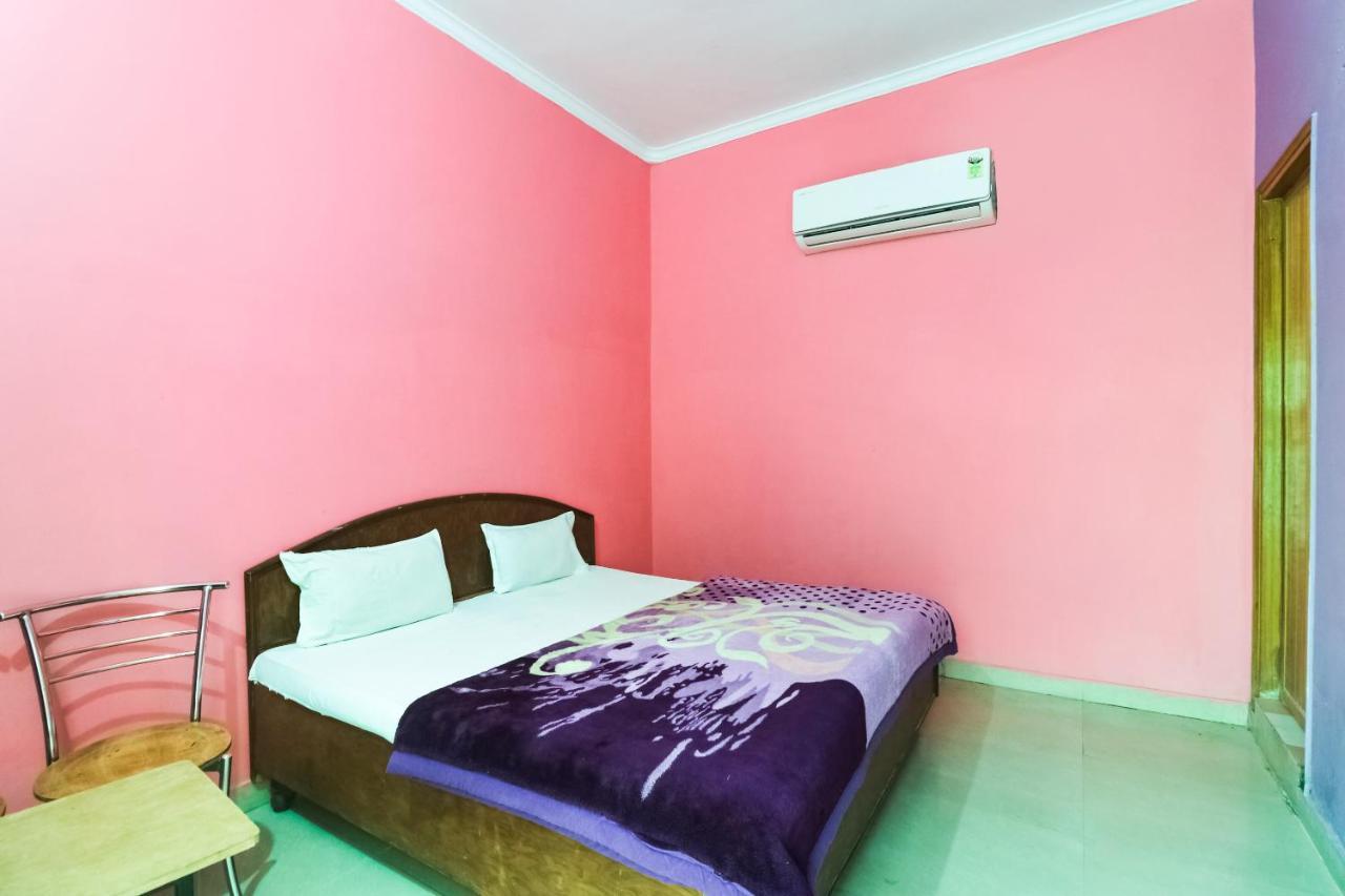 Spot On 61434 Sabri Barkat Hotel Roorkee Εξωτερικό φωτογραφία