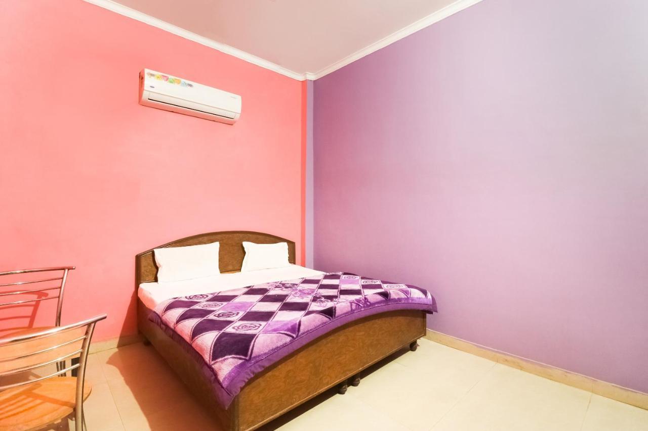 Spot On 61434 Sabri Barkat Hotel Roorkee Εξωτερικό φωτογραφία