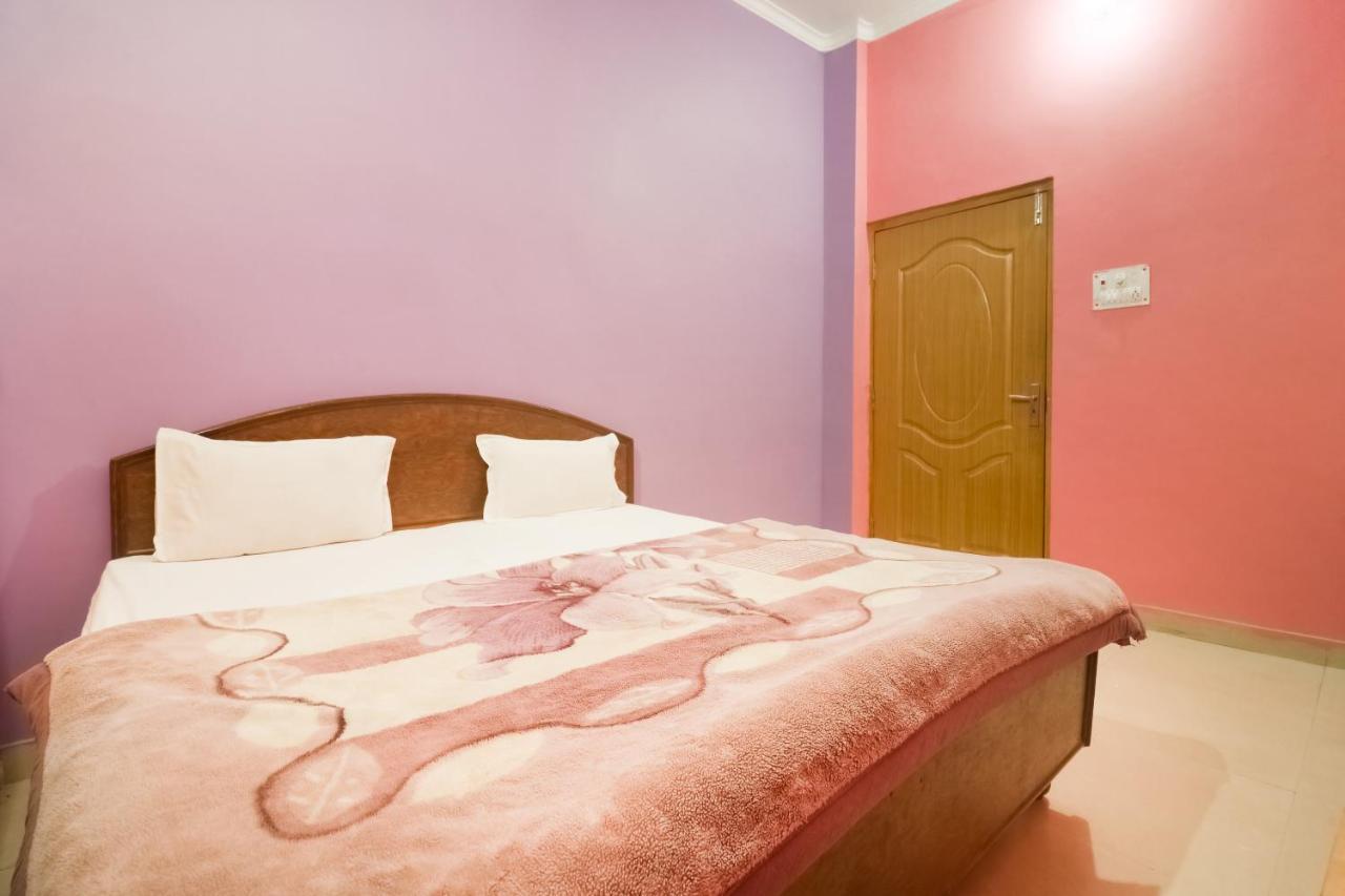 Spot On 61434 Sabri Barkat Hotel Roorkee Εξωτερικό φωτογραφία